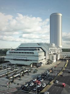 So könnte der neue Hotelturm aussehen