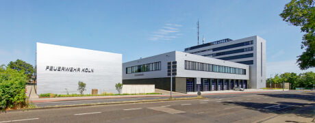 SUPERGELB ARCHITEKTEN