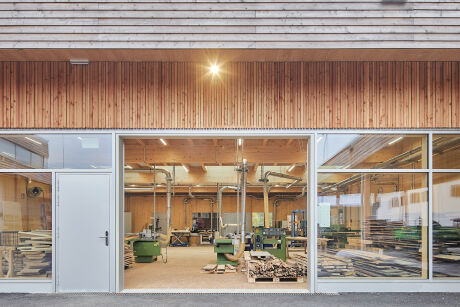 EMILBLAU/Martin Geyer